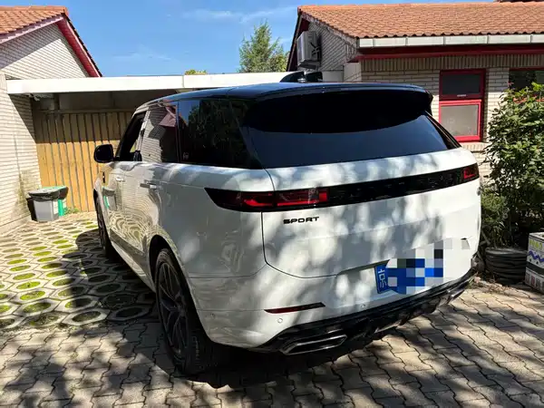 Land Rover Range Rover Sport 2024
