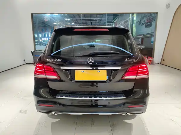 Mercedes-Benz GLE 2017