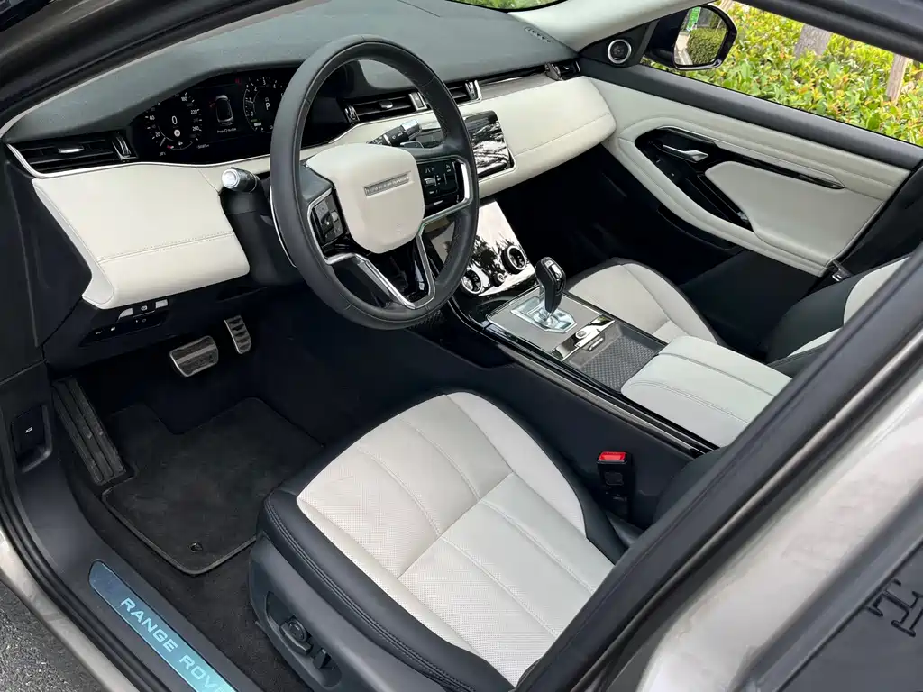 Land Rover Range Rover Evoque New Energy 2021 — фото 13