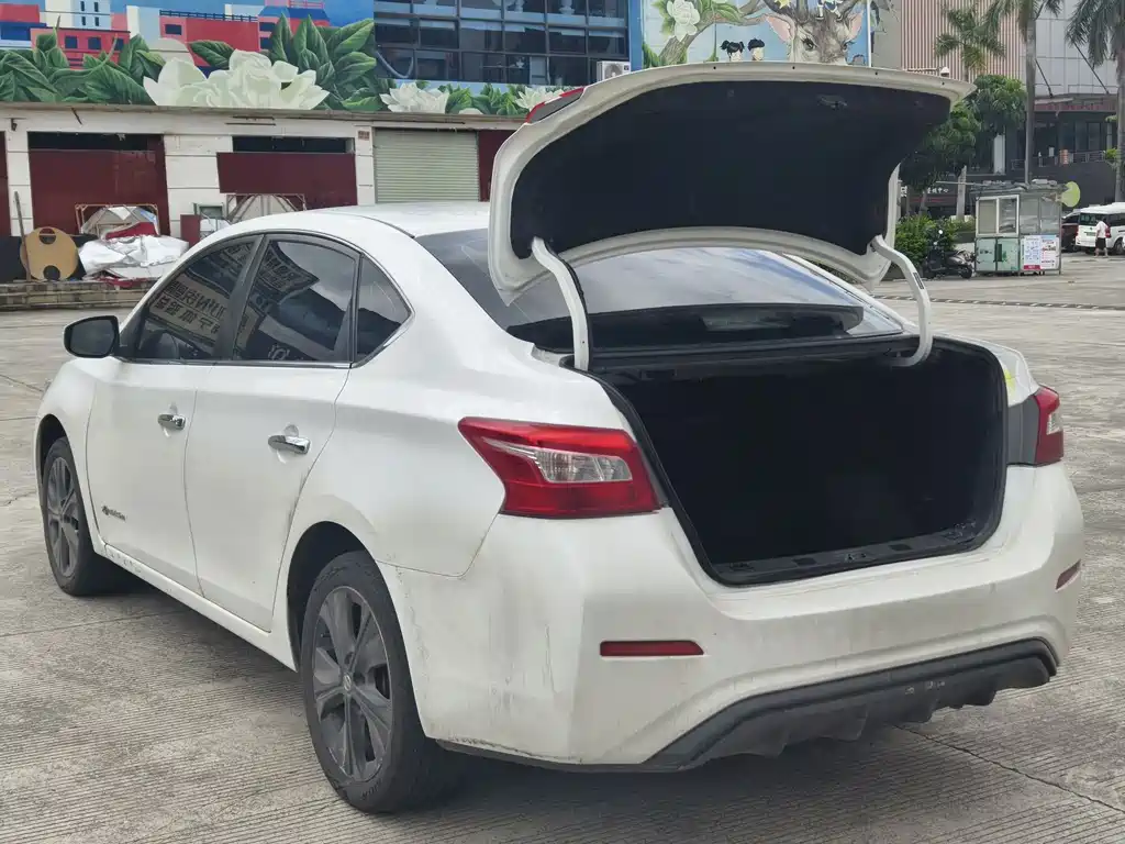 Nissan Sylphy EV 2019 — фото 21