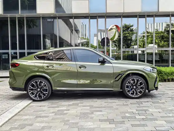 BMW X6 M 2022