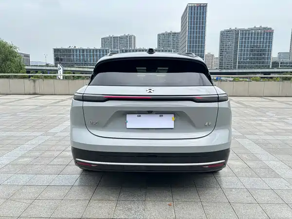 NIO ES6 2025