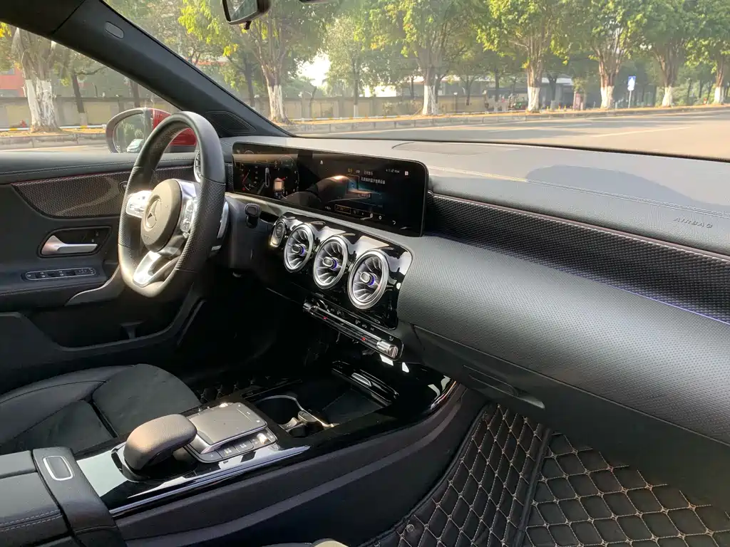 Mercedes-Benz A-Class 2023 — фото 28