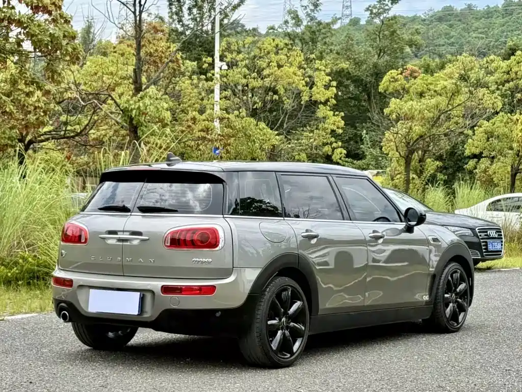 MINI Clubman 2018 — фото 9