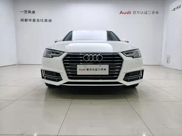 Audi A4L 2019