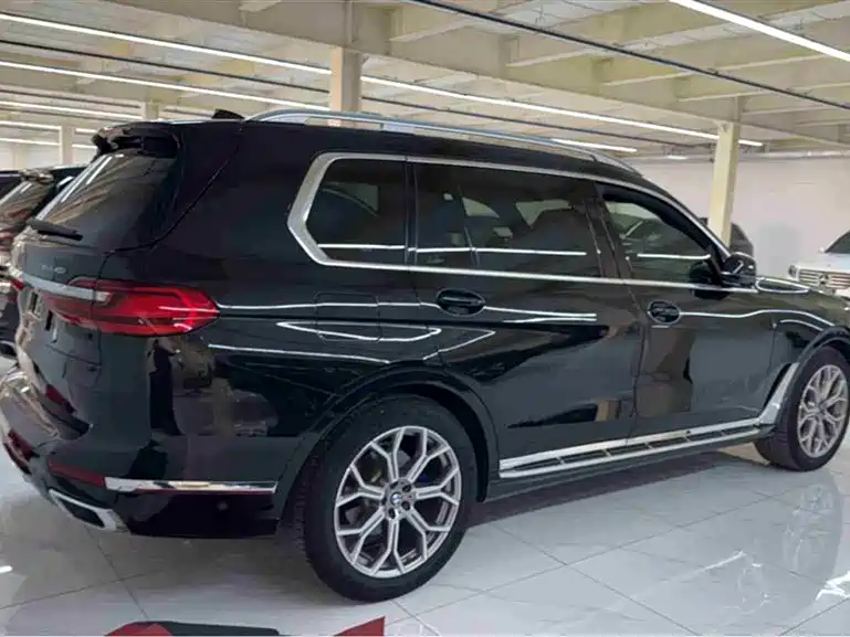 BMW X7 2021 — фото 5