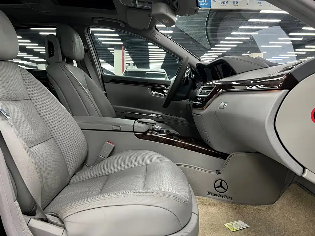 Mercedes-Benz S-Class 2010 — фото 14
