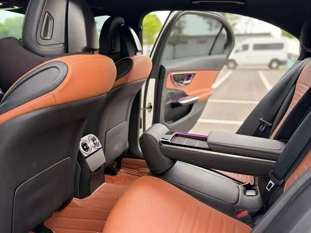 Mercedes-Benz C-Class 2022