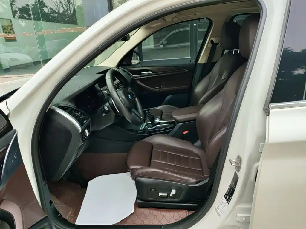 BMW X3 2020 — фото 15