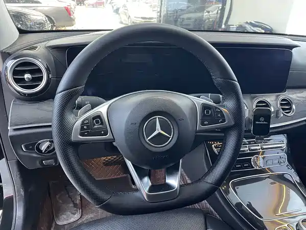 Mercedes-Benz E-Class 2017