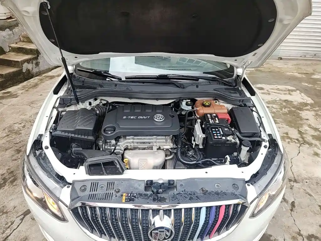 Buick Excelle GT 2015 — фото 20
