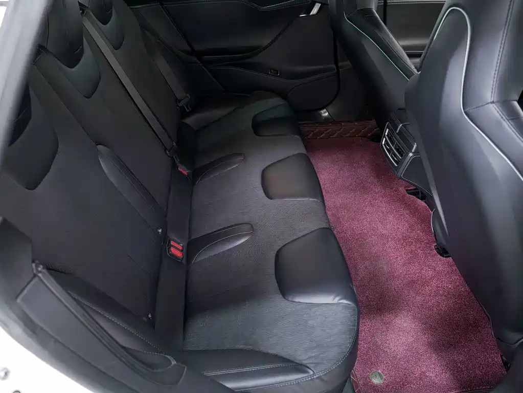 Tesla Model S 2016 — фото 14