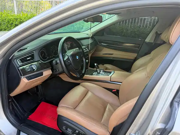 BMW 7 Series 2013