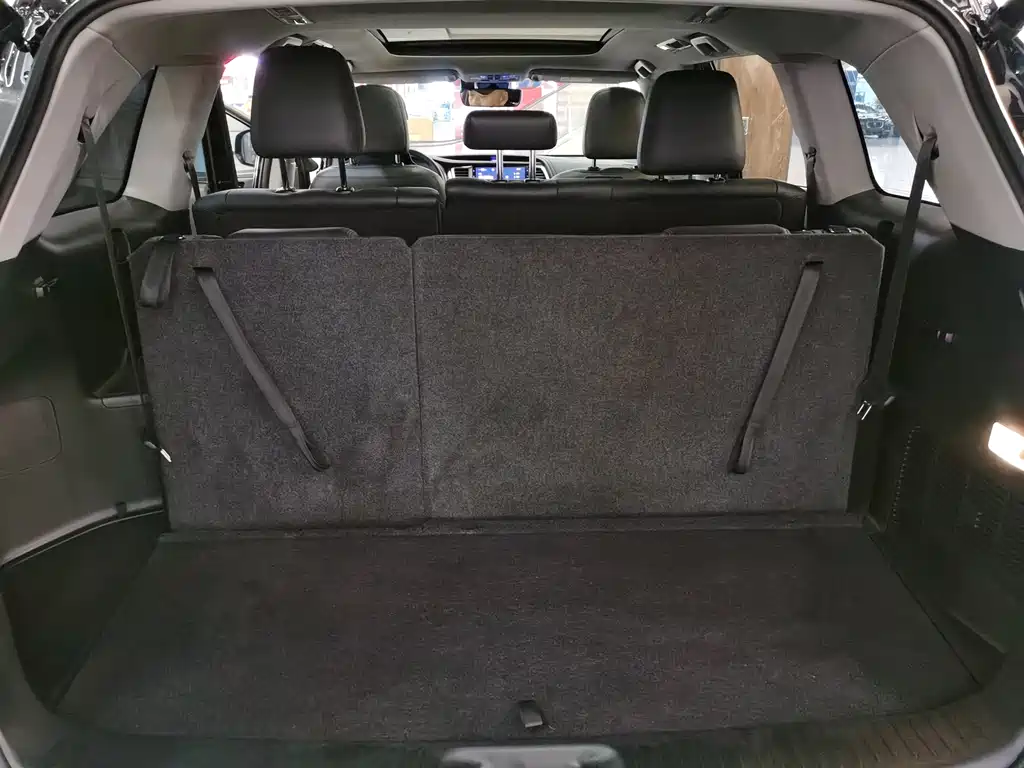 Toyota Highlander 2021 — фото 13