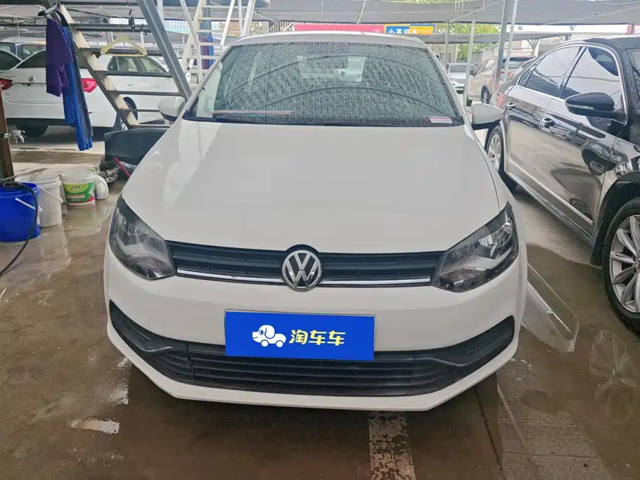 Volkswagen Polo 2015