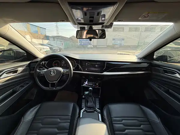 Volkswagen Passat 2021