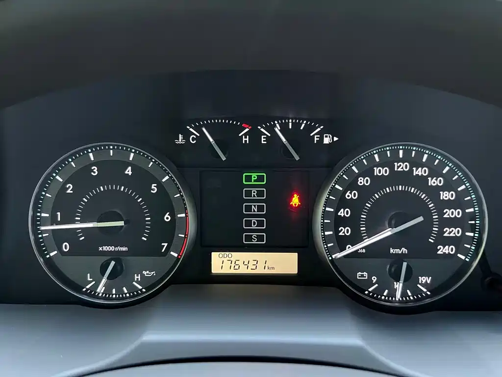 Toyota Land Cruiser 2015