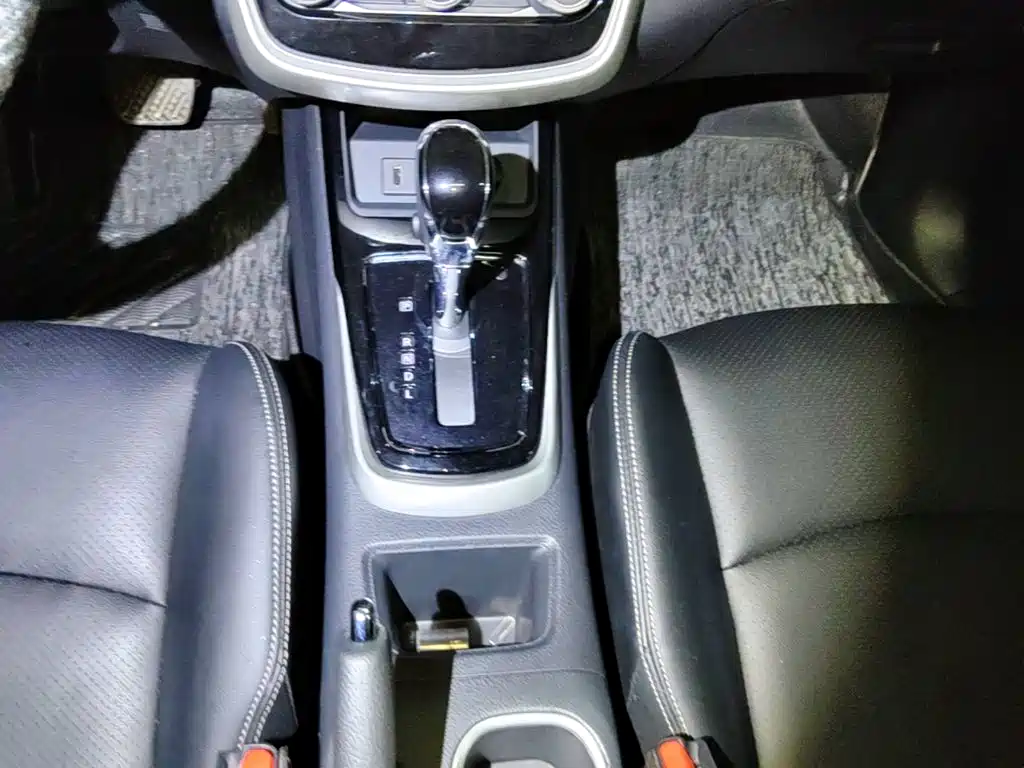 Nissan Tiida 2023 — фото 14