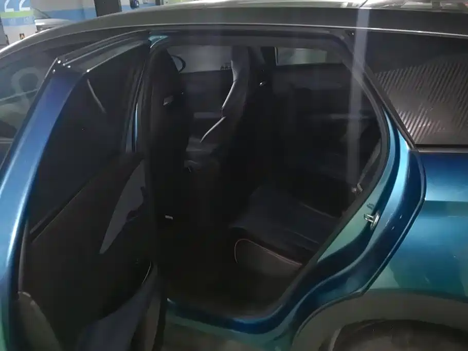 BYD Dolphin 2022 — фото 11