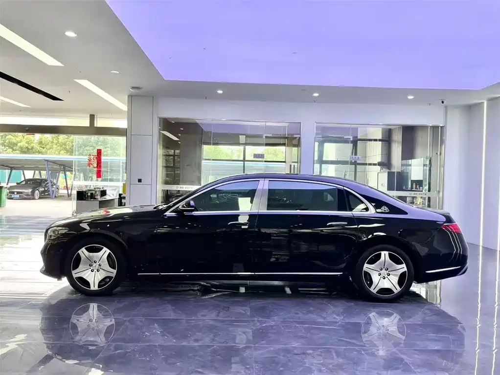 Mercedes-Benz S-Class 2023 — фото 3