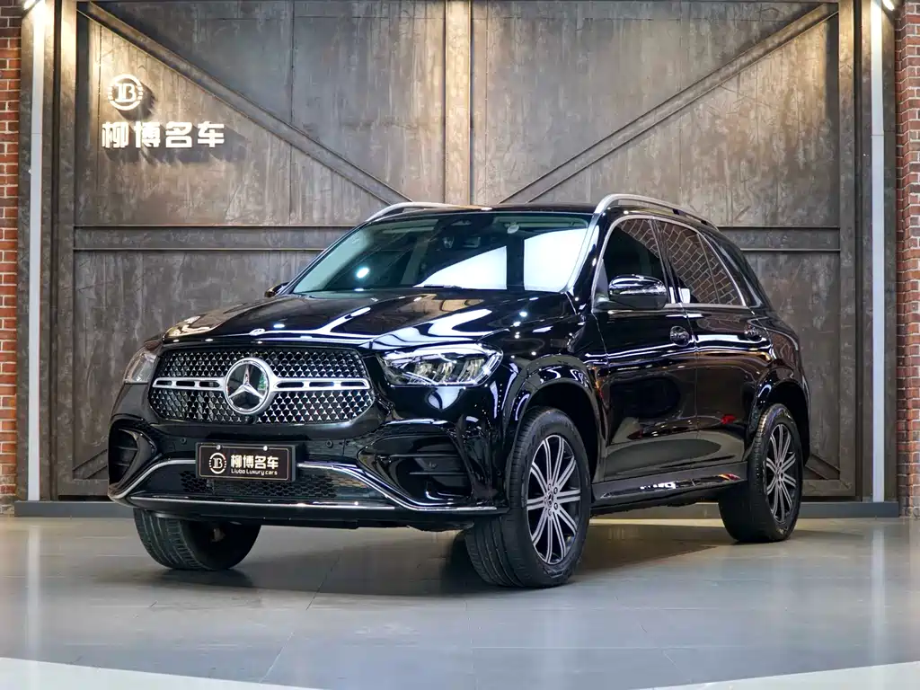 Mercedes-Benz GLE 2025 — фото 1