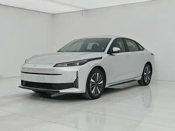 Changan Qiyuan A05 2024