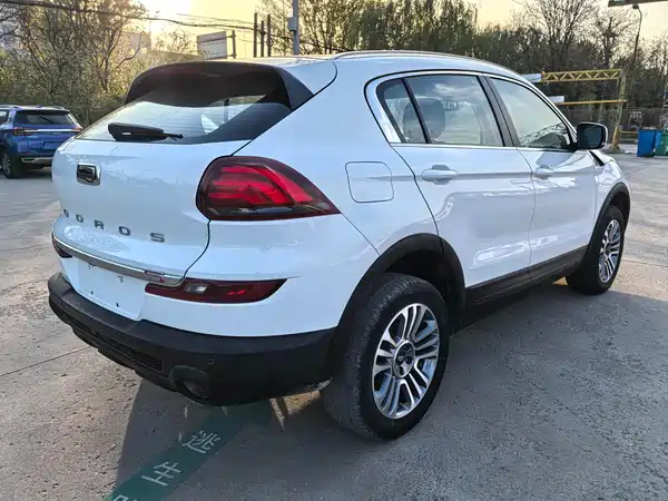 Qoros 5 2020