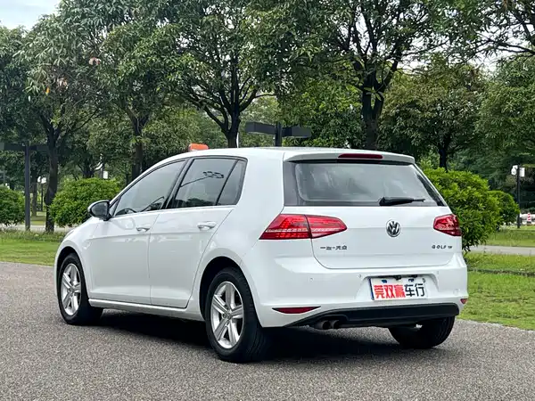 Volkswagen Golf 2014