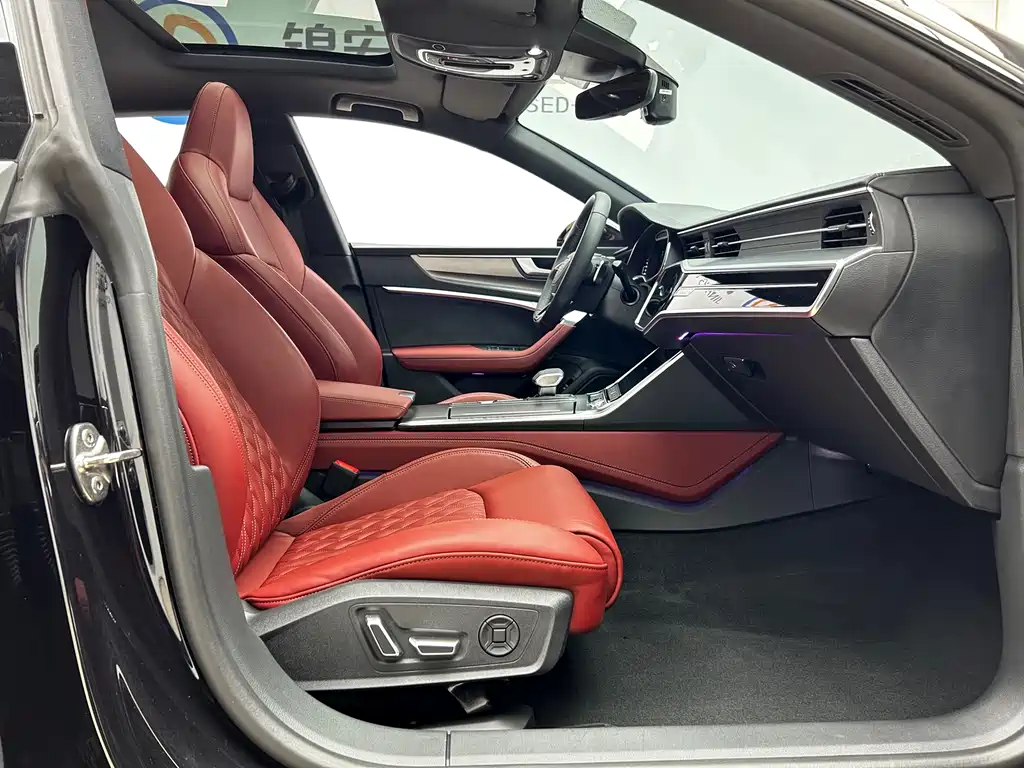 Audi A7L 2025 — фото 19