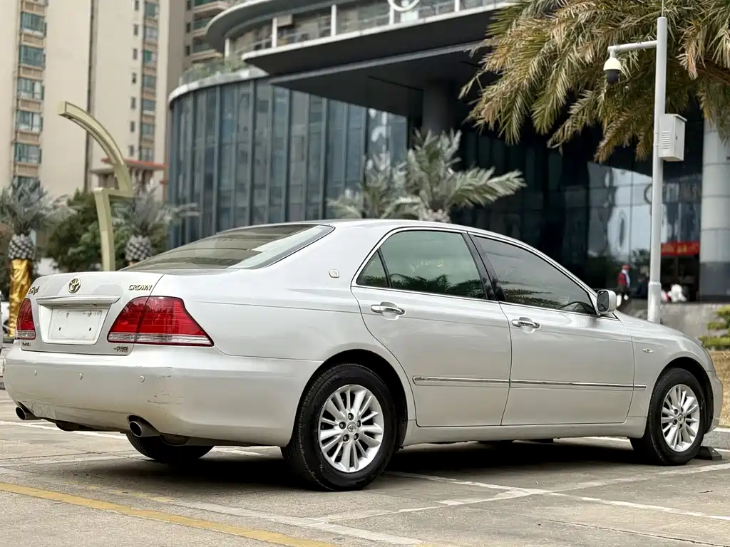 Toyota Crown 2008 — фото 14