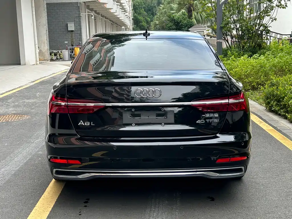 Audi A6L 2023