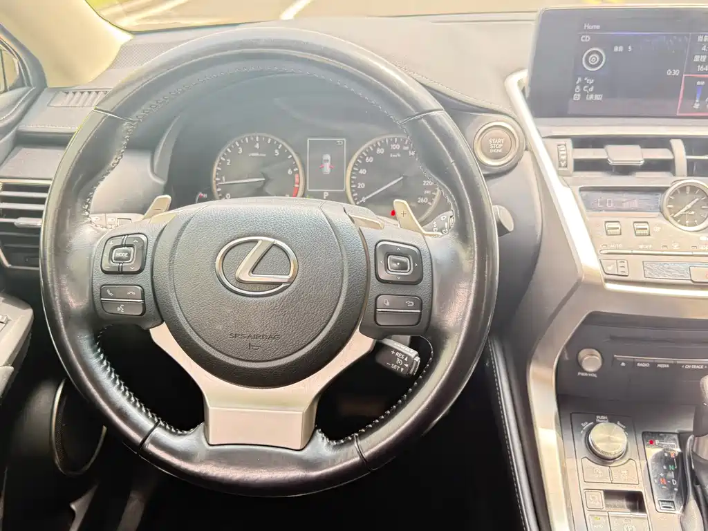 Lexus NX 2021 — фото 12