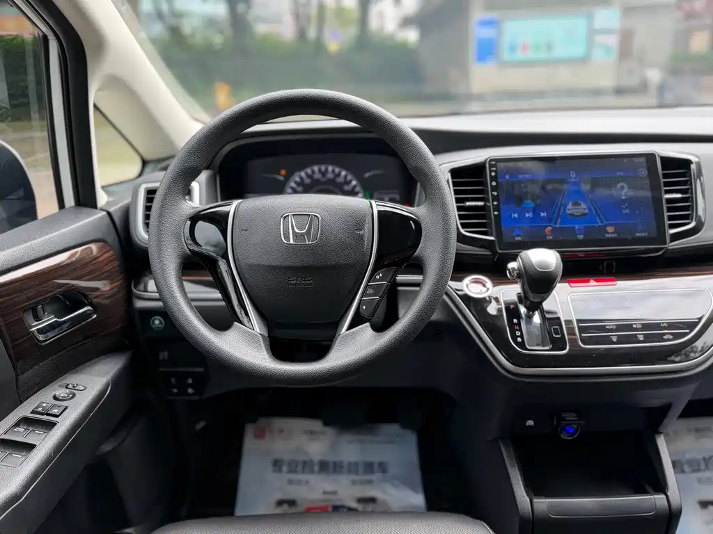 Honda Odyssey 2021 — фото 11
