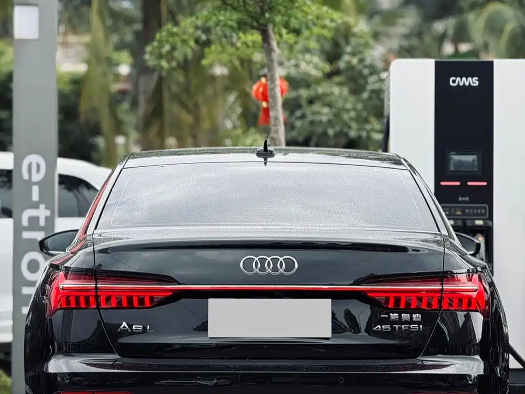 Audi A6L 2025 — фото 16