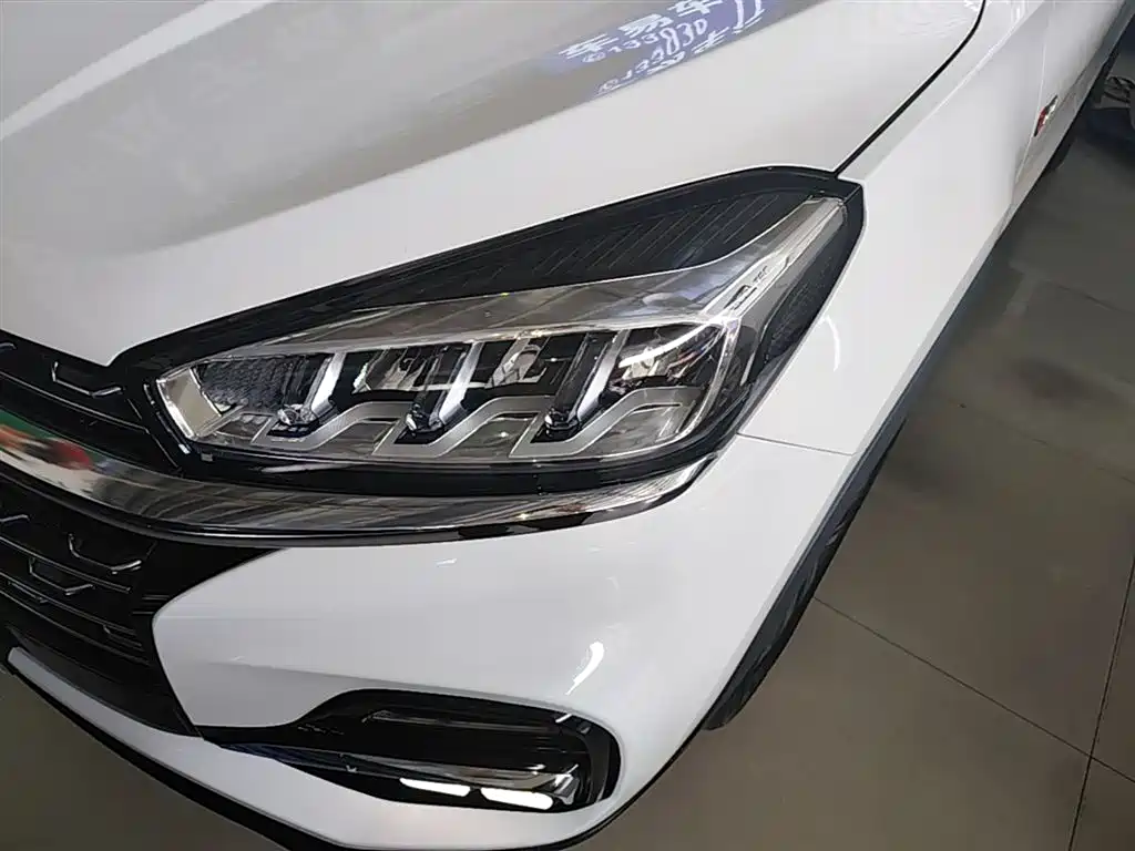 Chery Tiggo 8 2021 — фото 24