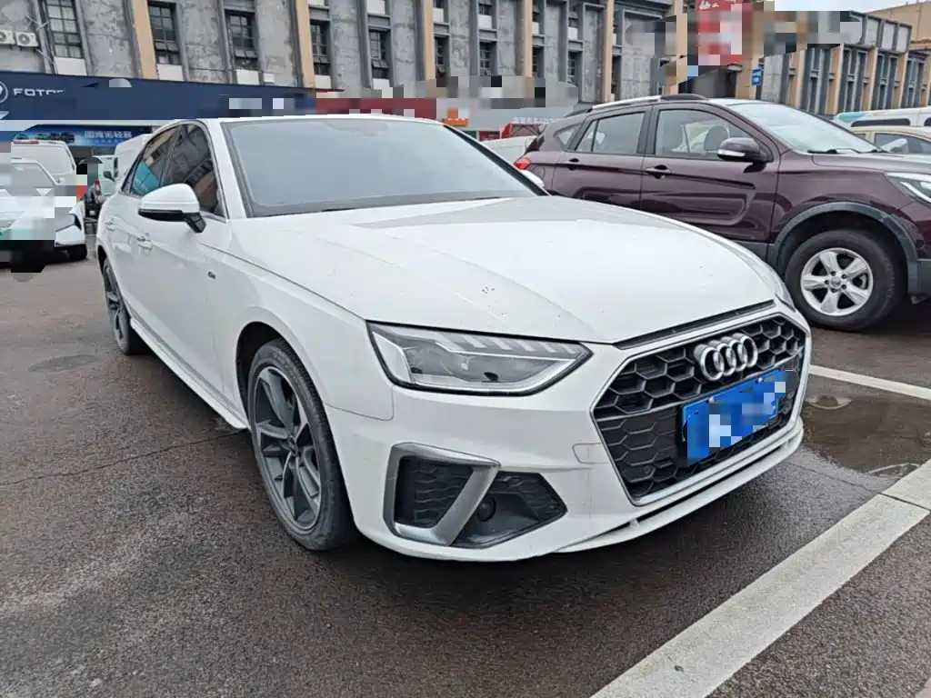 Audi A4L 2022 — фото 4
