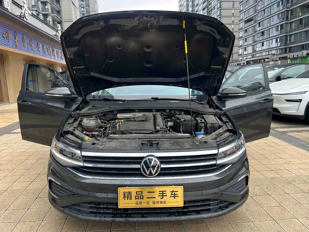 Volkswagen Bora 2023