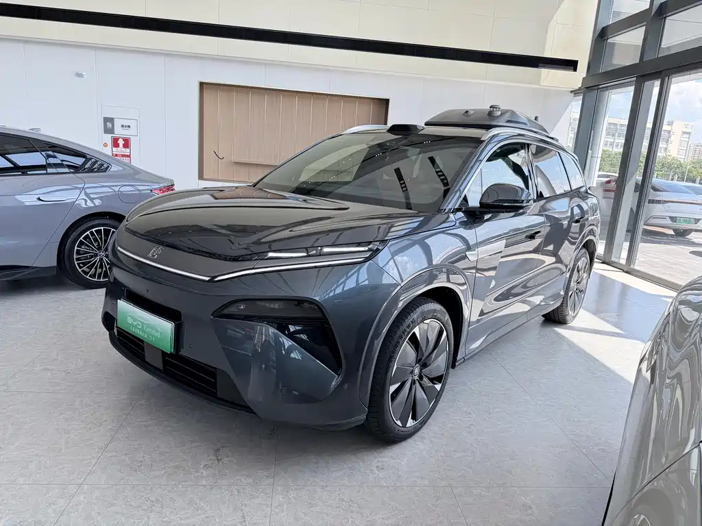 BYD Tang L 2025 — фото 1