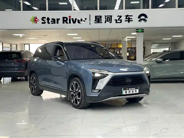 NIO ES8 2021