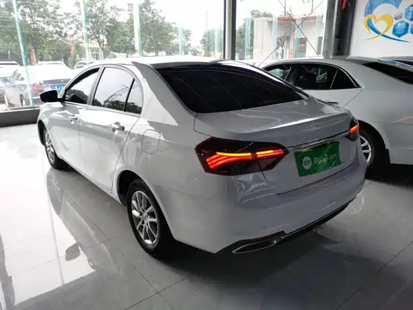 Geely Emgrand 2020