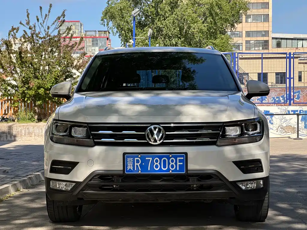 Volkswagen Tiguan L 2020