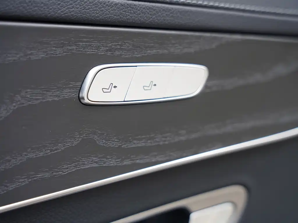Mercedes-Benz C-Class 2021 — фото 21
