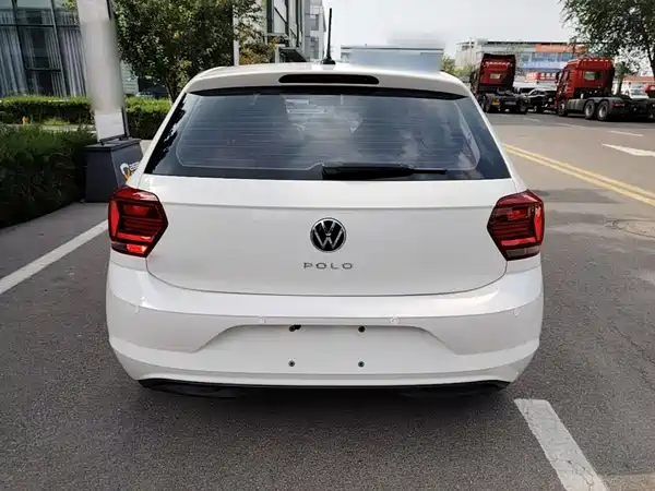 Volkswagen Polo 2021