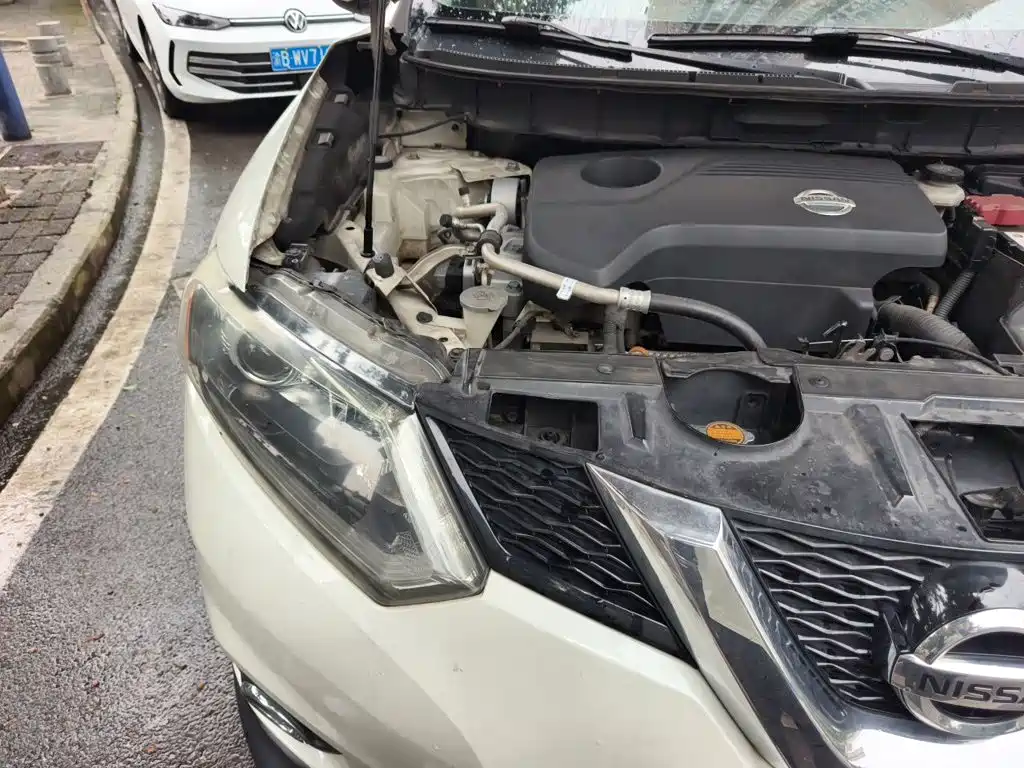 Nissan X-Trail 2015 — фото 21