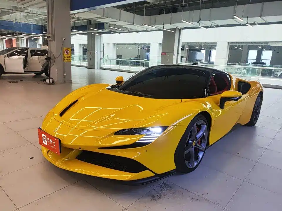 Ferrari SF90 2022