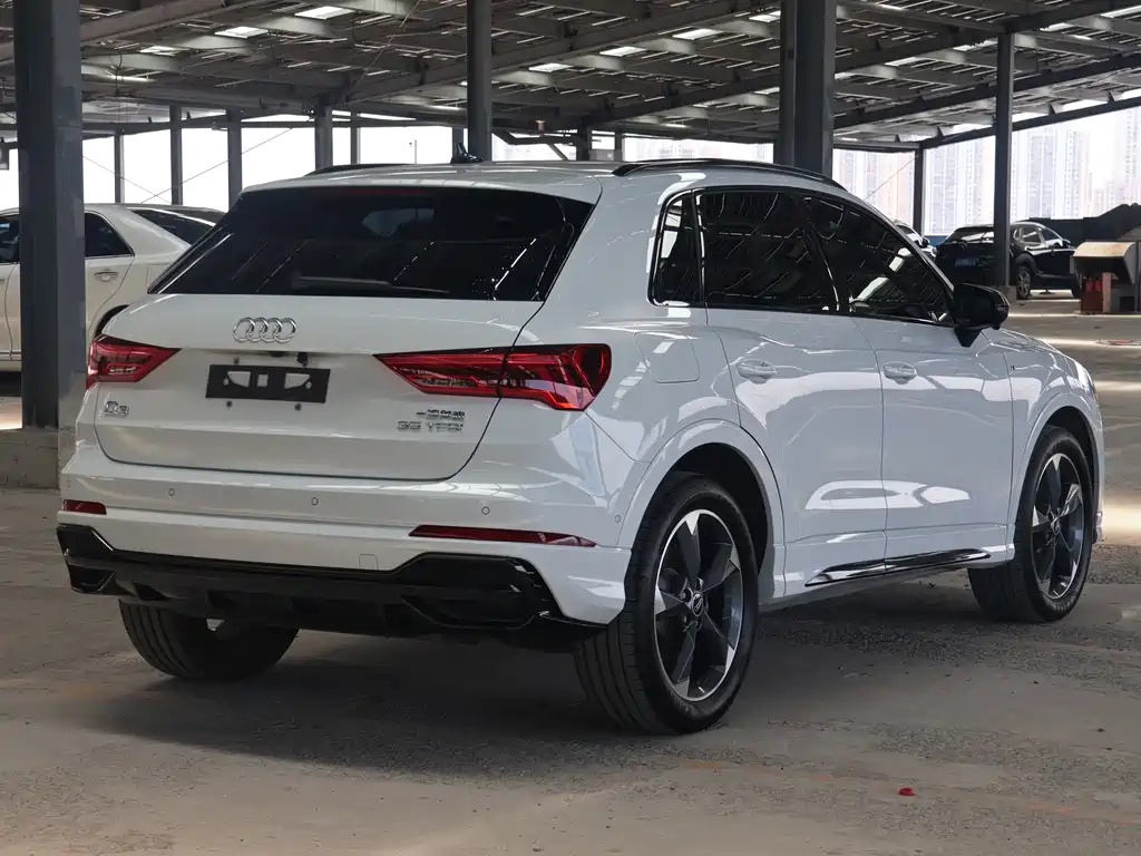 Audi Q3 2023