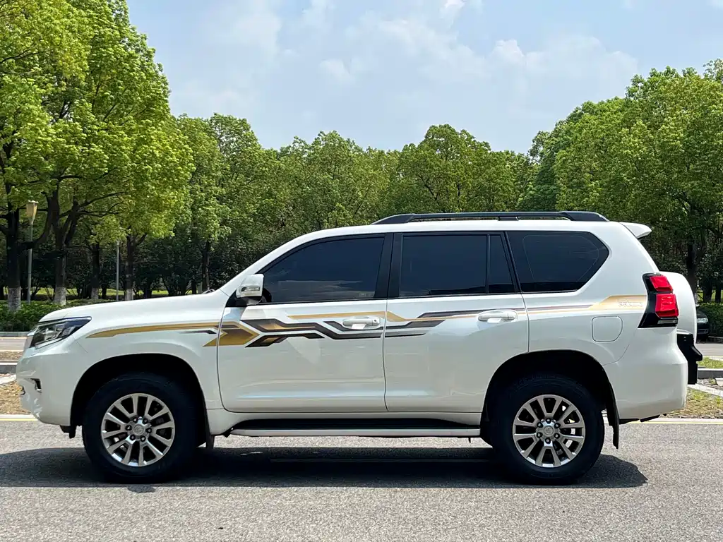 Toyota Prado 2018 — фото 22