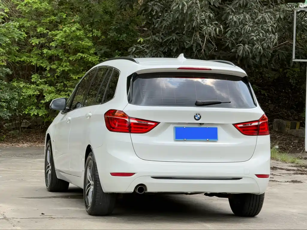 BMW 2 Series Gran Tourer 2016 — фото 16