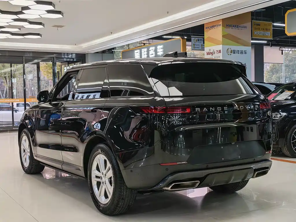 Land Rover Sport 2023 — фото 16
