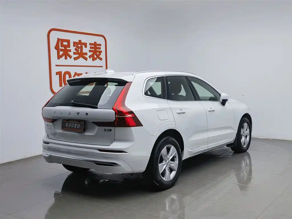 Volvo XC60 2021 — фото 2